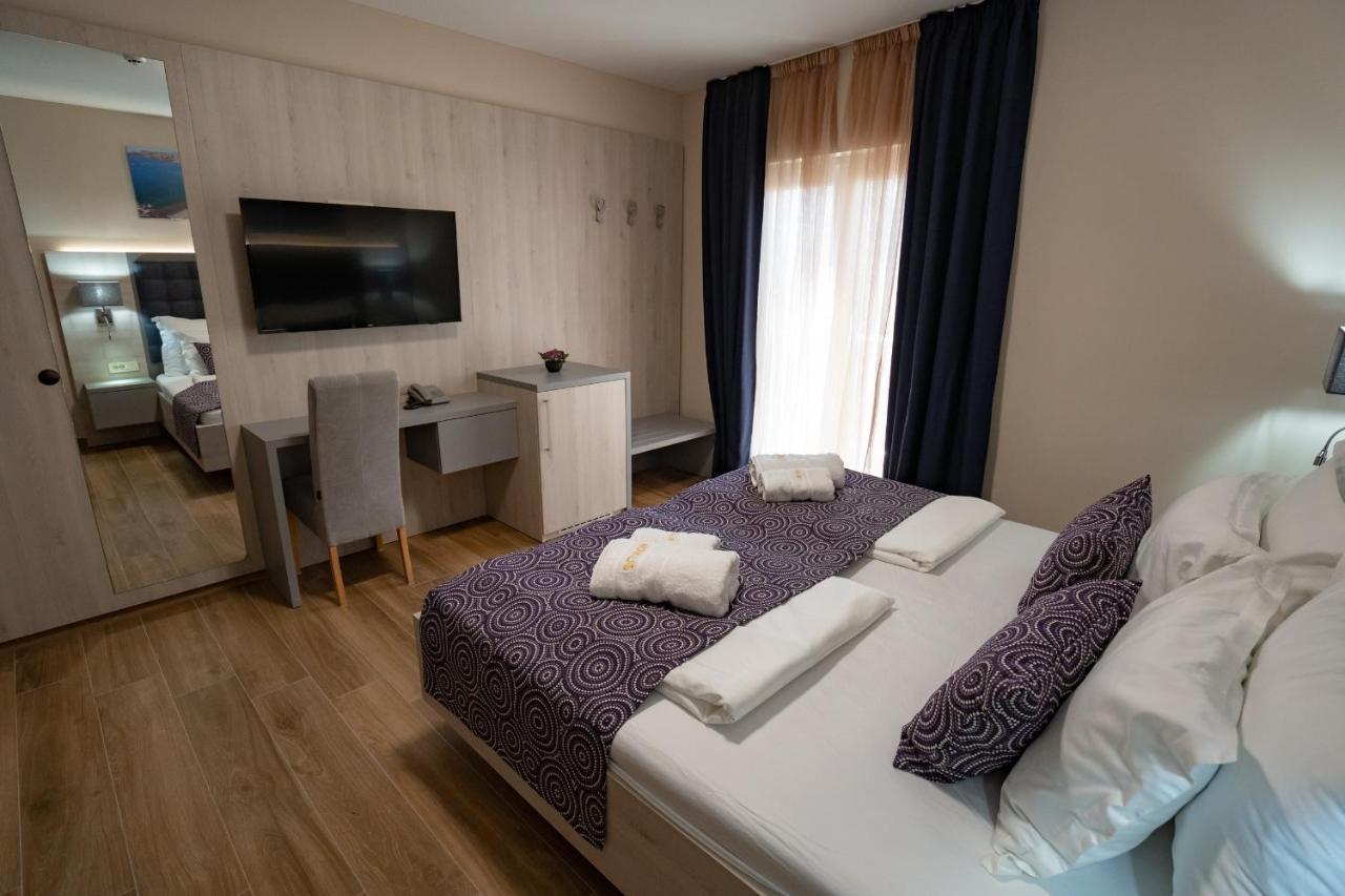 Bed&Breakfast Novalis ノヴァリャ エクステリア 写真