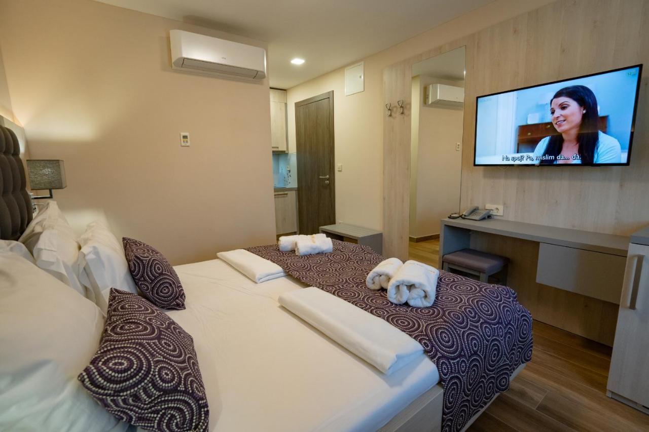 Bed&Breakfast Novalis ノヴァリャ エクステリア 写真